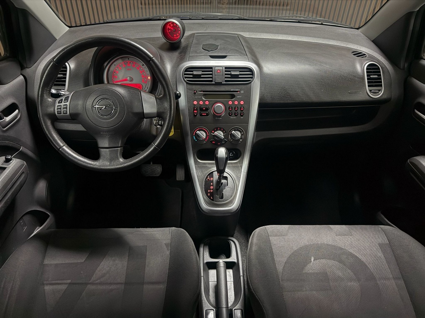 Foto van Opel Agila