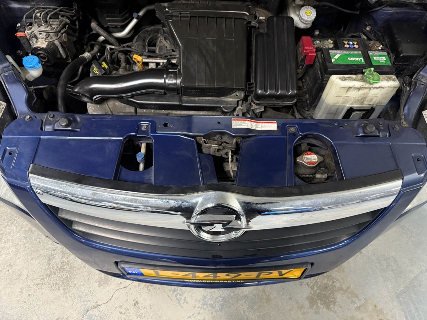 Foto van Opel Agila