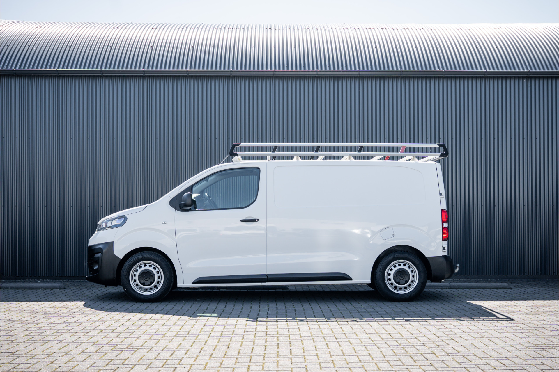 Foto van Opel Vivaro