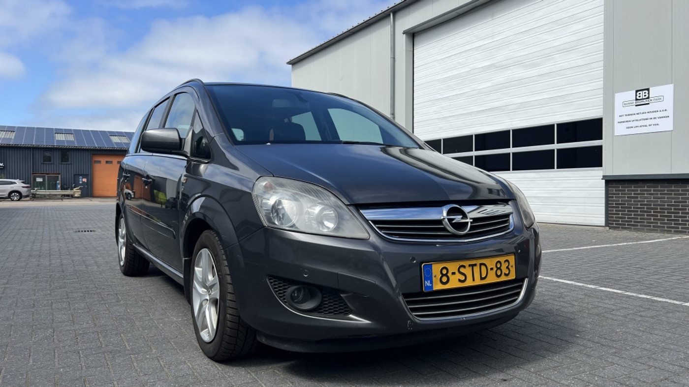 Foto van Opel Zafira