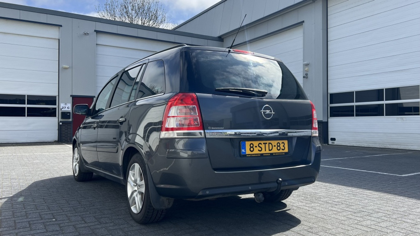 Foto van Opel Zafira