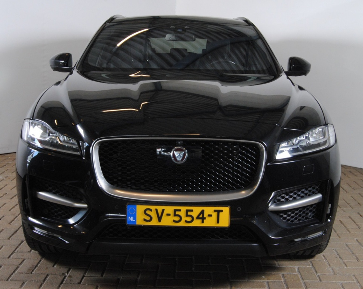 Foto van Jaguar Jaguar F-pace