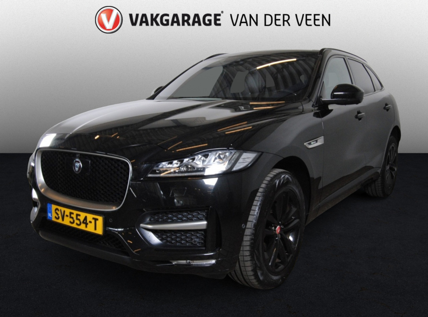Jaguar Jaguar F-pace 2.0 Portf. AWD 20d | Trekhaak uitklapbaar| Schuif/kanteldak 2016 - voorkant
