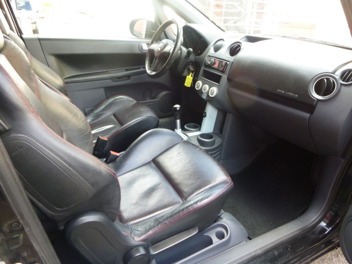 Foto van Mitsubishi Mitsubishi Colt