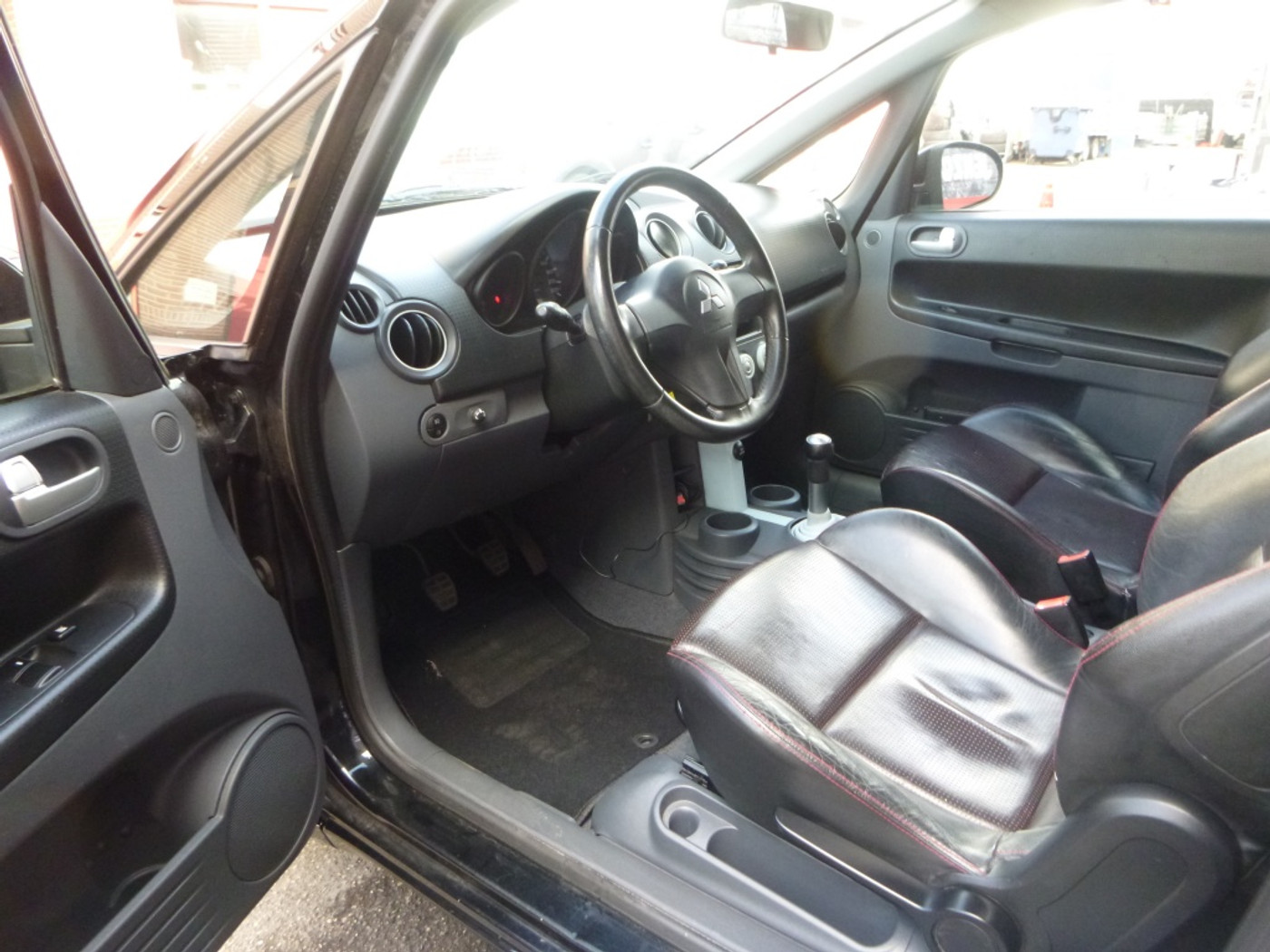 Foto van Mitsubishi Mitsubishi Colt
