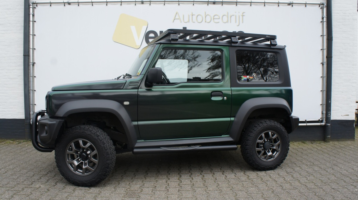 Suzuki Jimny 1.5 Professional 2022 - voorkant
