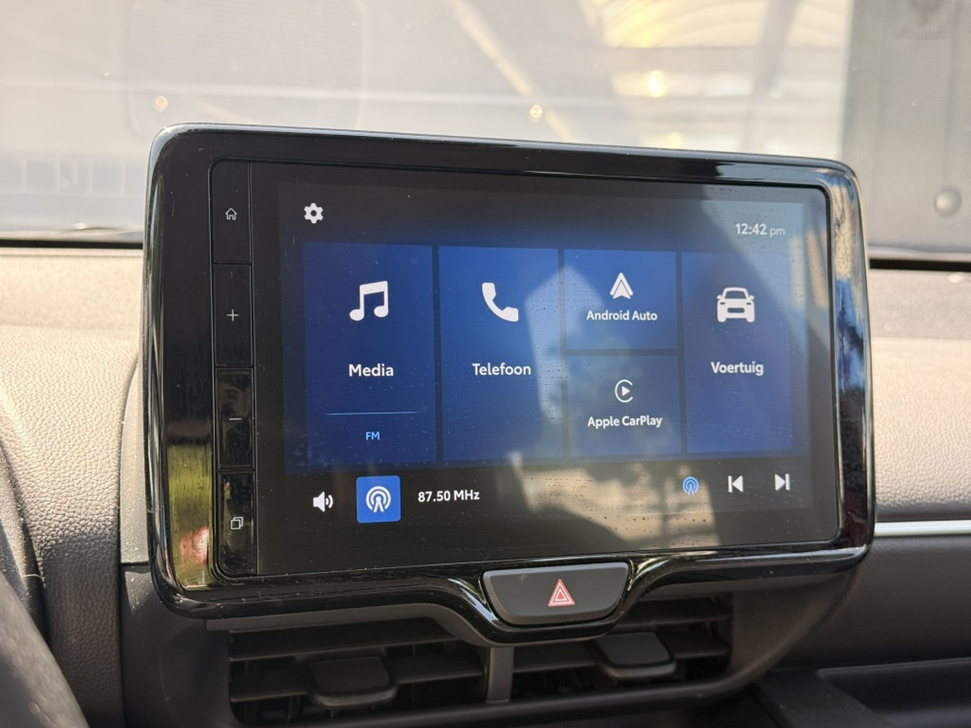 Foto van Mazda Mazda2 Hybrid