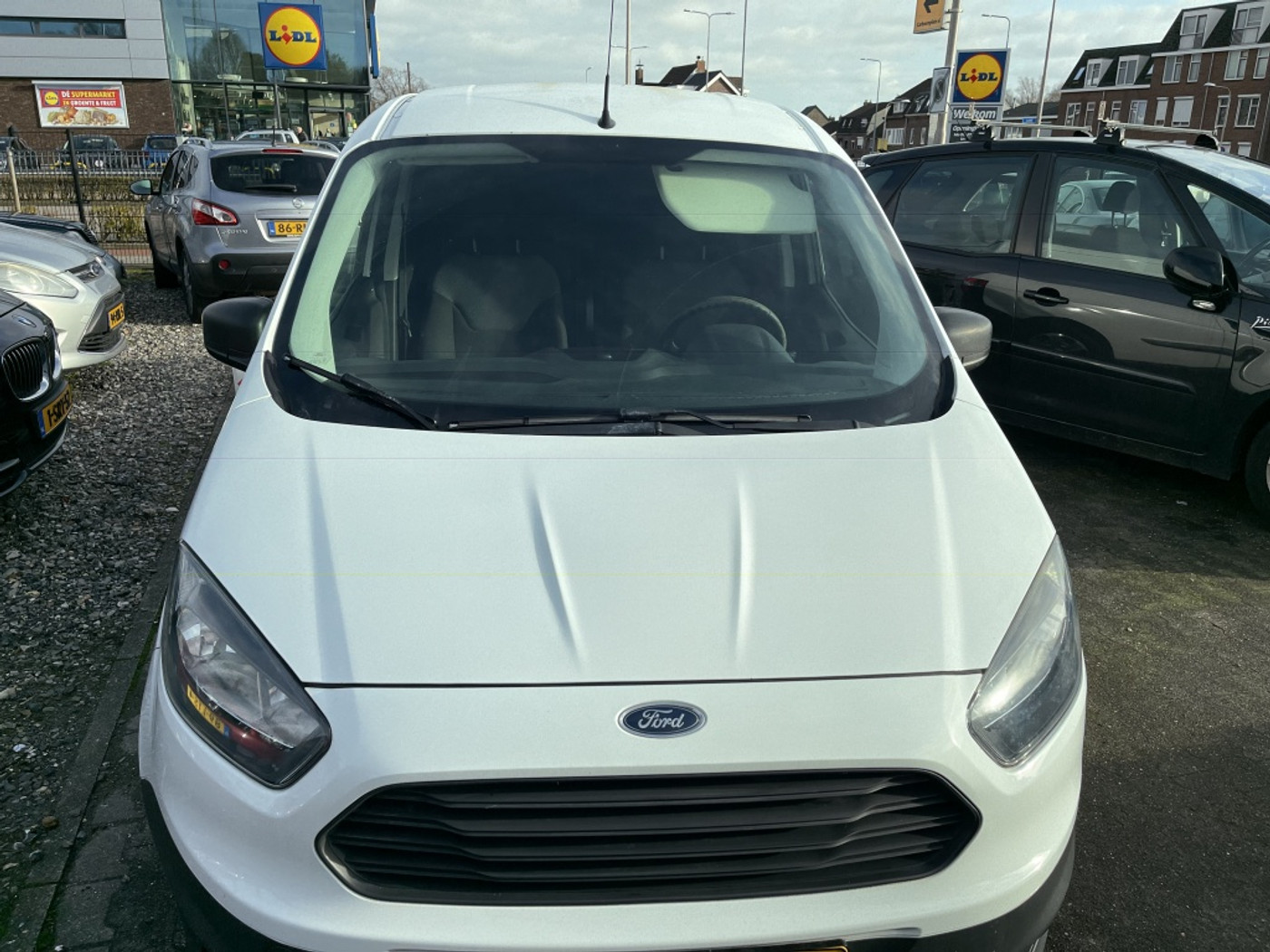 Foto van Ford Transit Courier