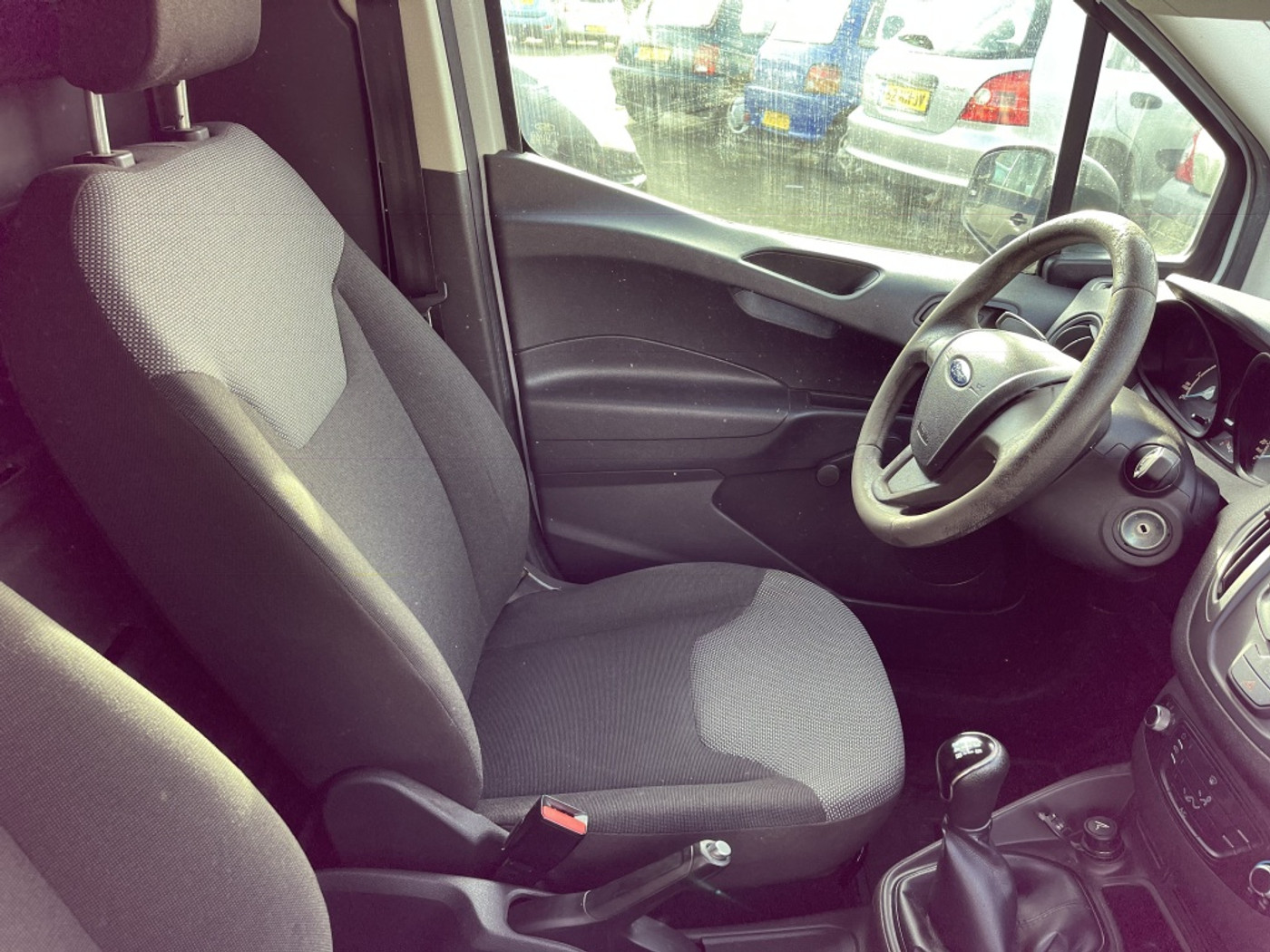 Foto van Ford Transit Courier