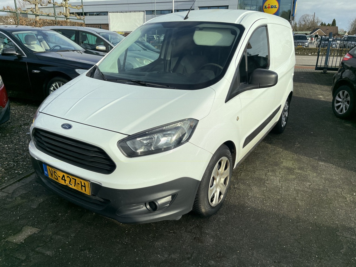 Foto van Ford Transit Courier