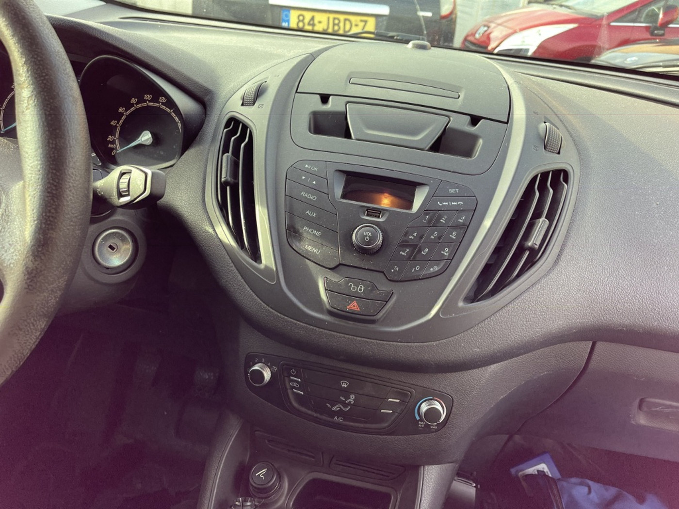 Foto van Ford Transit Courier