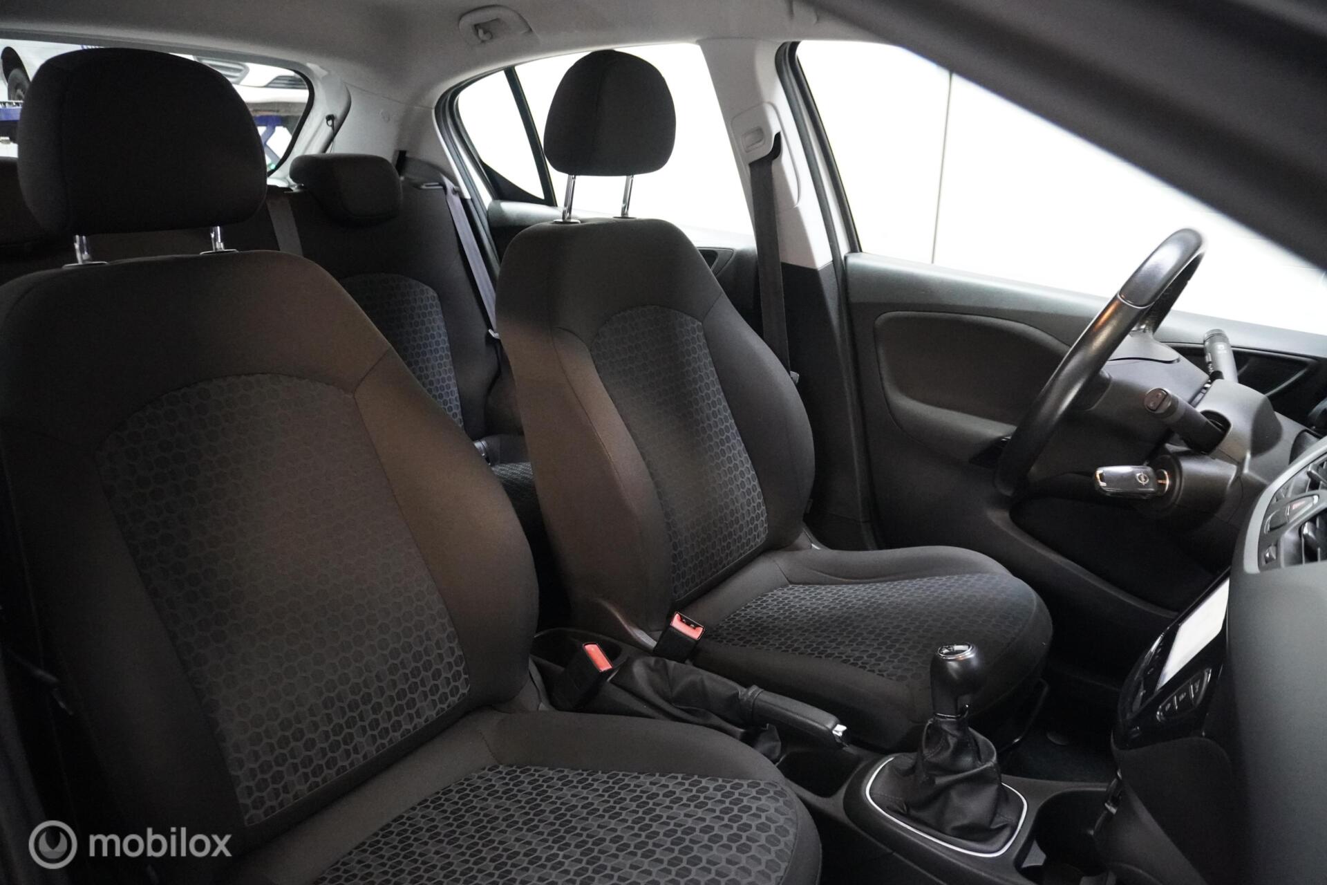 Foto van Opel Corsa-e