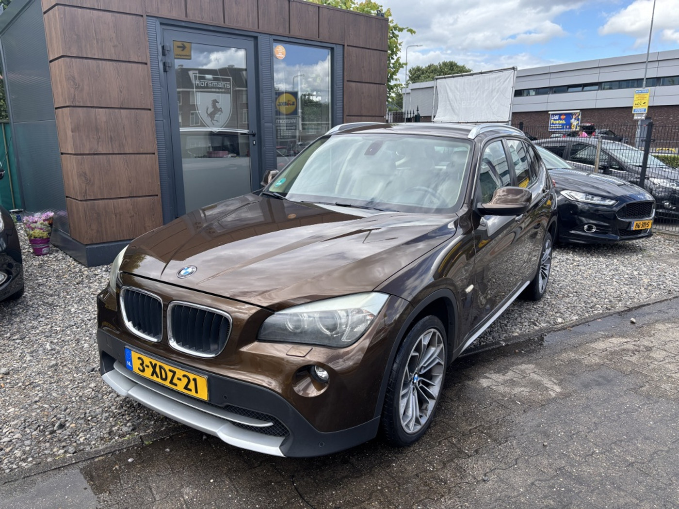 BMW X1 sDrive 18i sDrive18i Exec. 2011 - voorkant