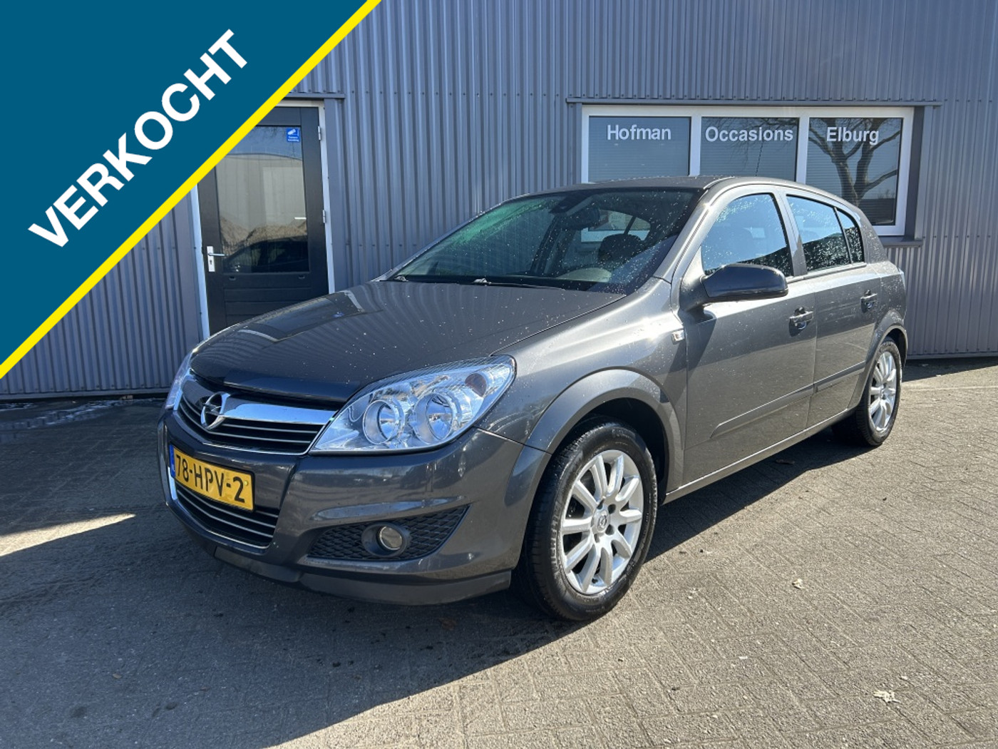 Opel Astra 1.8 AUT Cosmo 156Dkm NAP Airco Nette auto! 2009 - voorkant