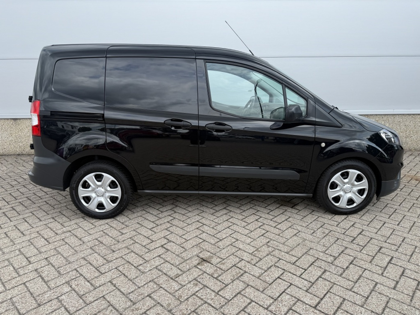 Foto van Ford Transit Courier