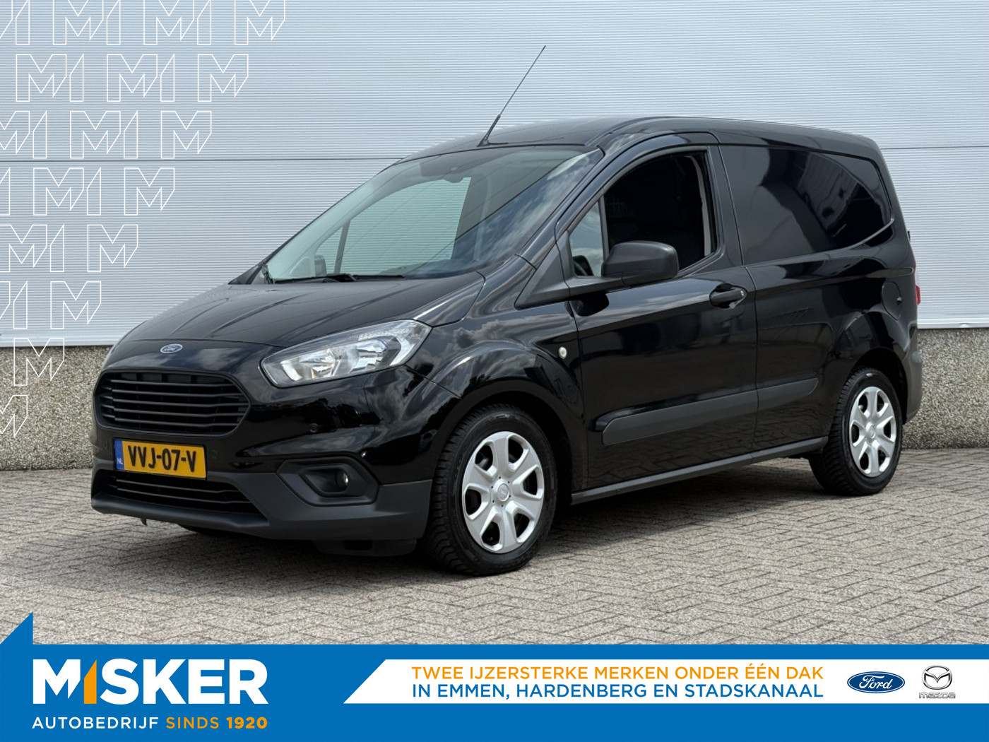 Ford Transit Courier 1.5 TDCI Trend Dura. DRIVERPACK! NAVI! CARPLAY! CAMERA! 2023 - voorkant