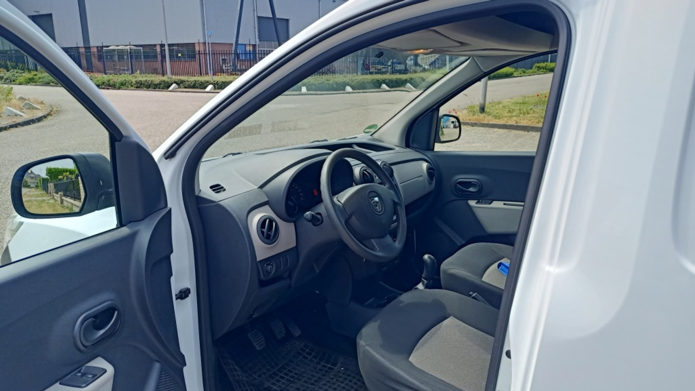 Foto van Dacia Dokker
