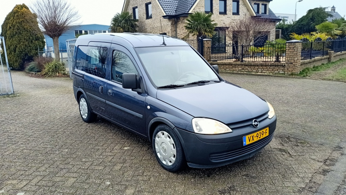 Opel Combo 1.7 CDTi Base 600 kg. 2010 - voorkant