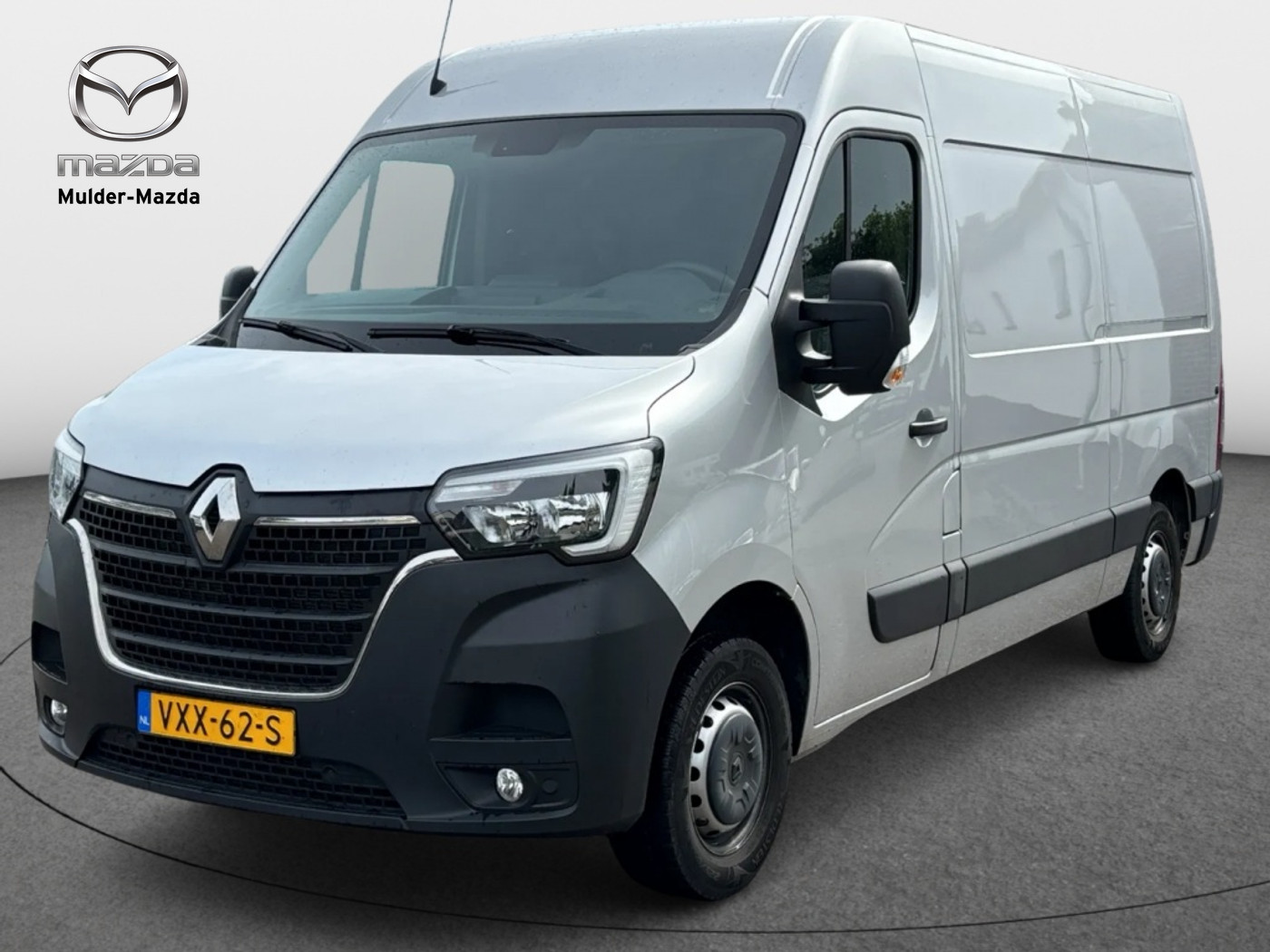 Renault Master T35 2.3dCi L2H2 Com. 2023 - voorkant