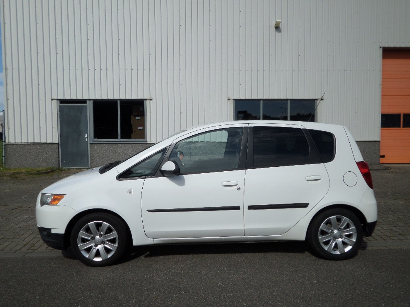 Foto van Mitsubishi Mitsubishi Colt