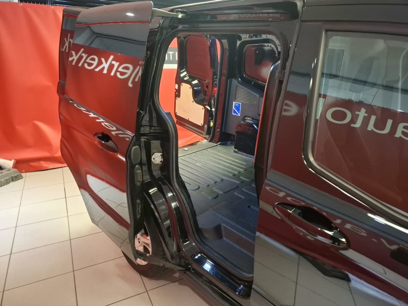 Foto van Ford Transit Courier