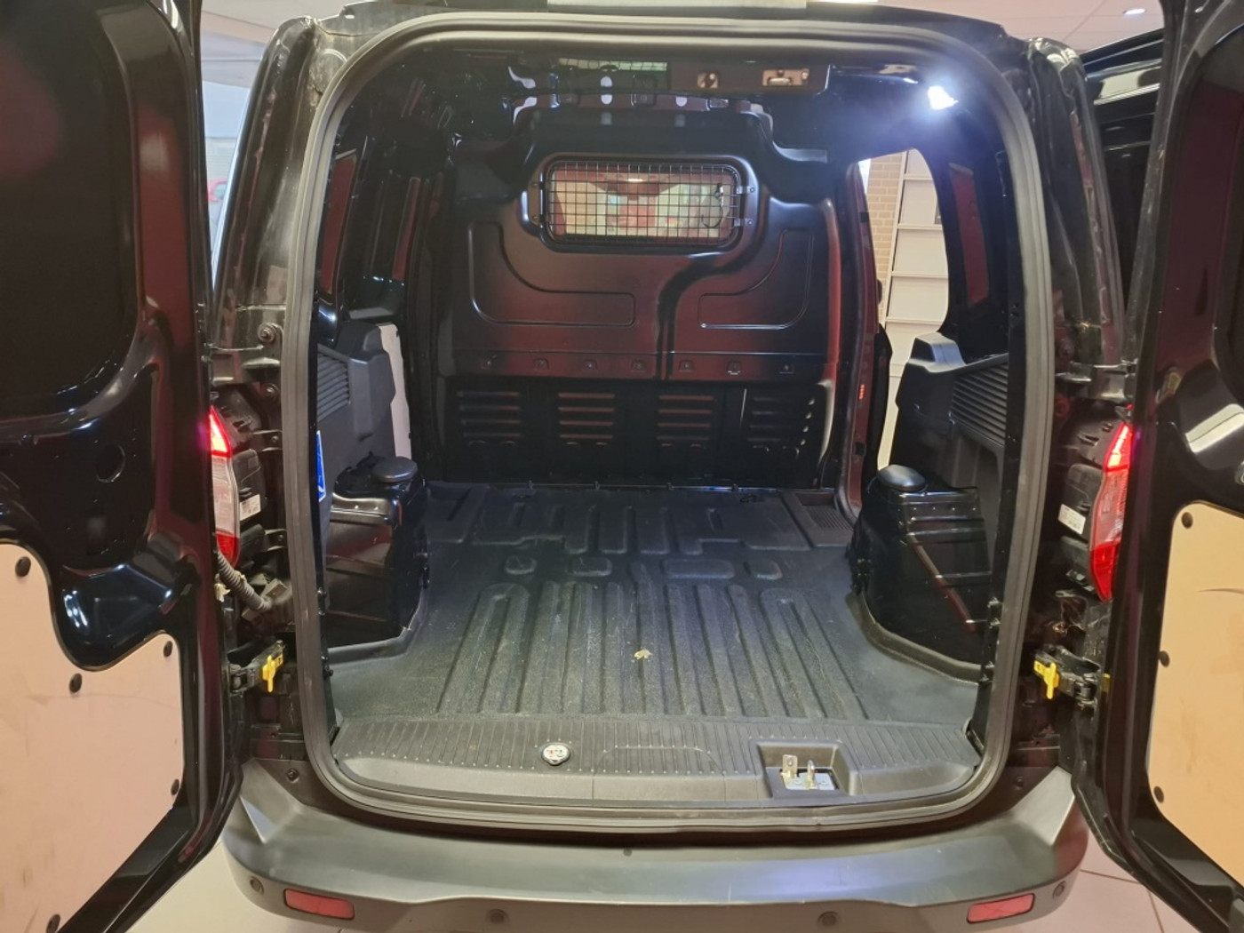 Foto van Ford Transit Courier