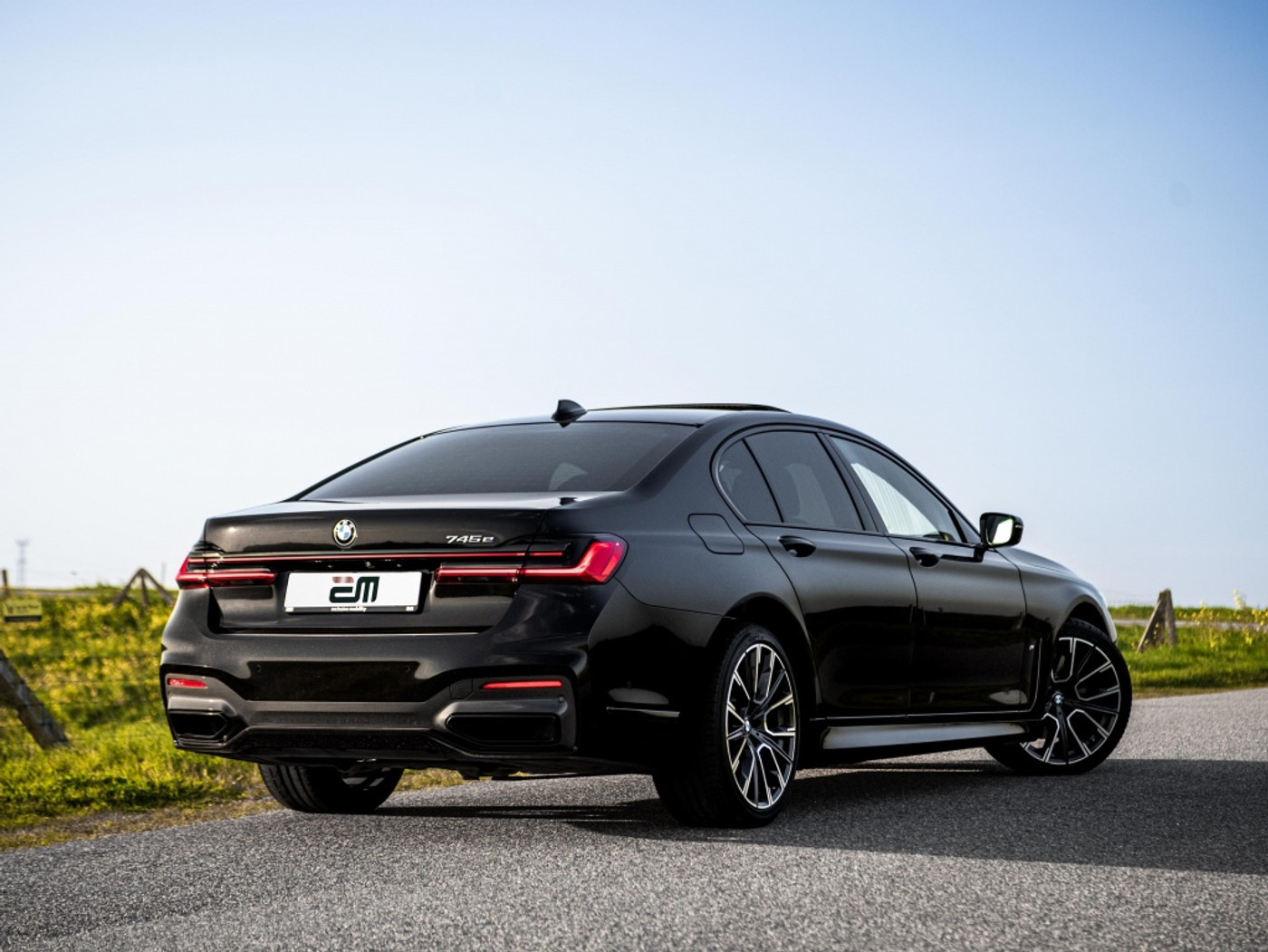 Foto van BMW 745e