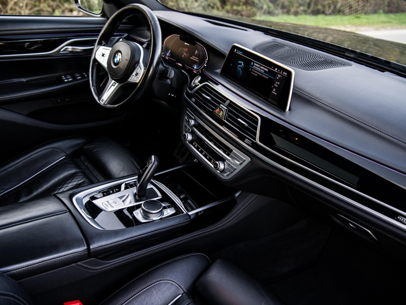 Foto van BMW 745e