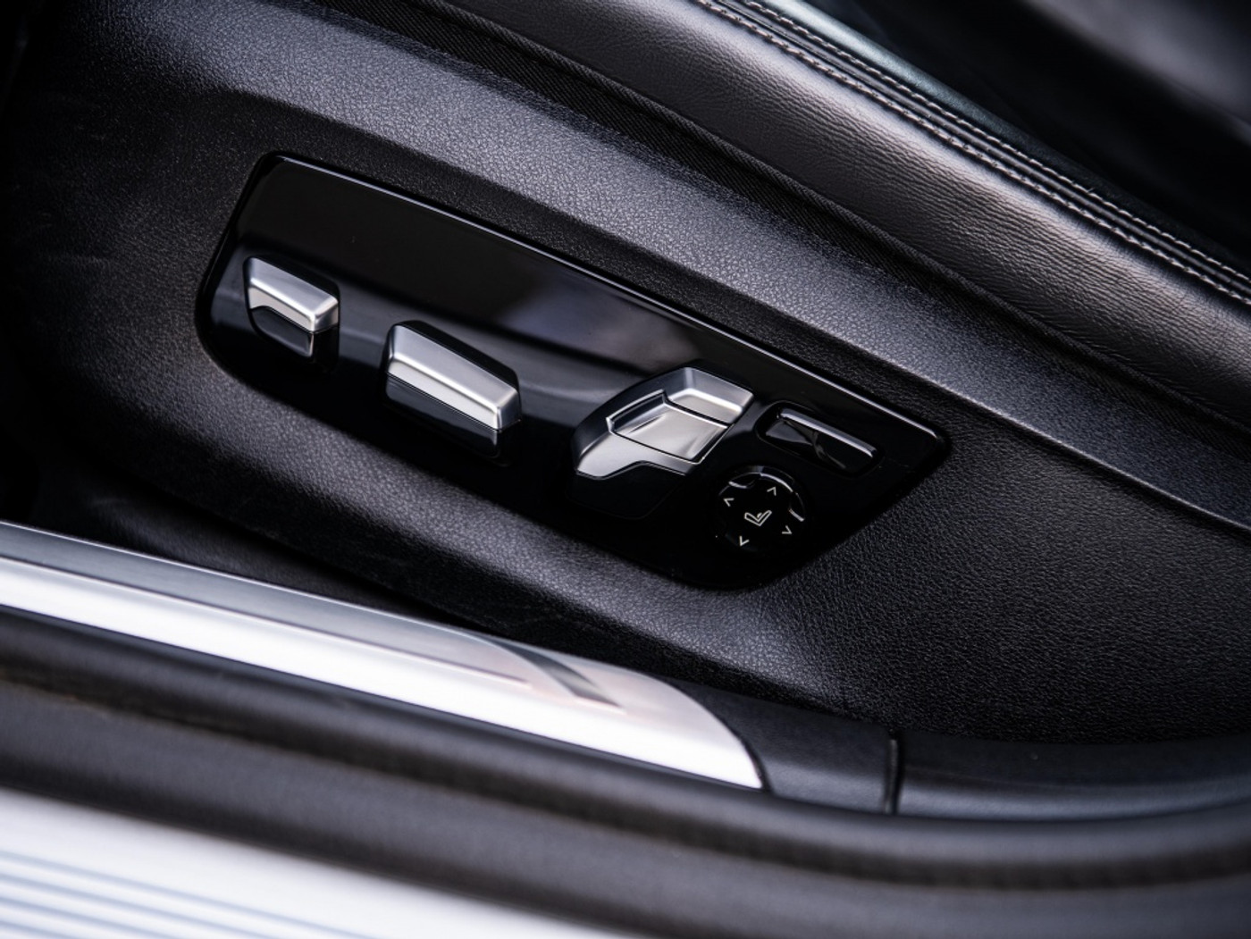 Foto van BMW 745e