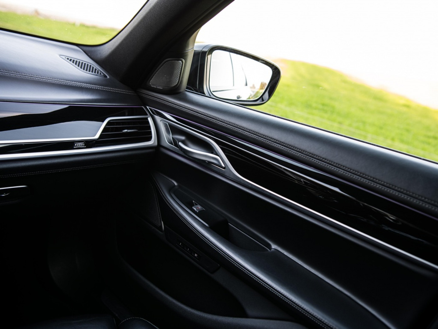 Foto van BMW 745e