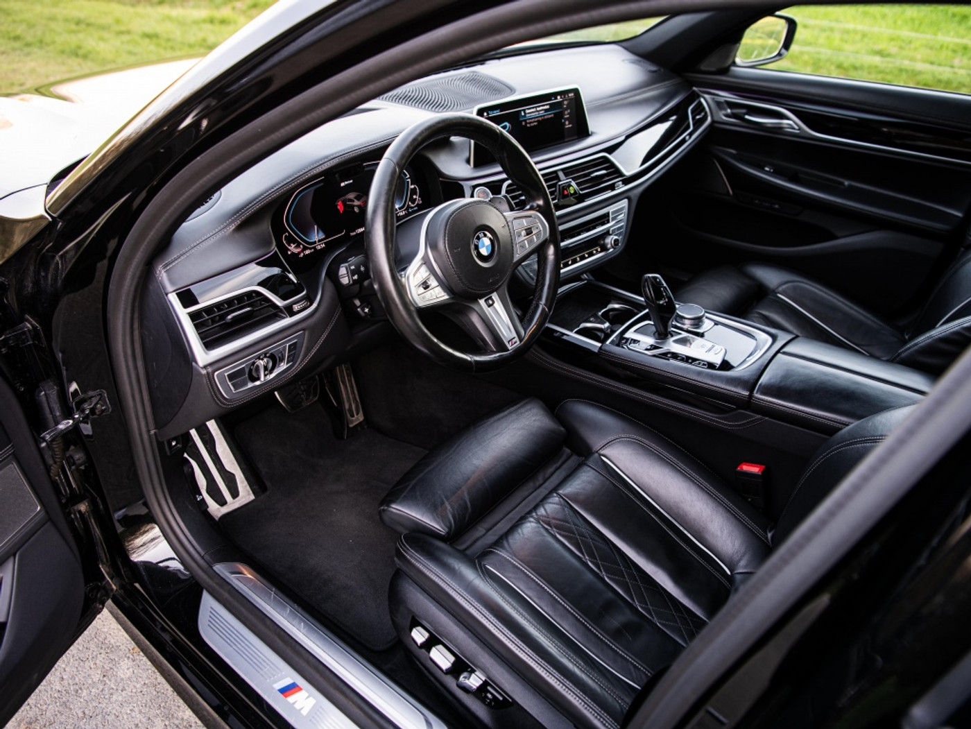 Foto van BMW 745e