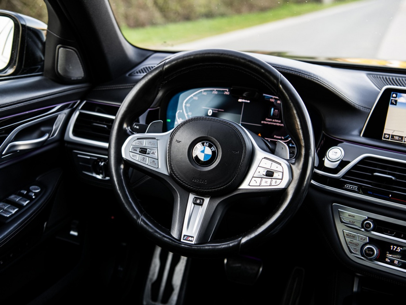 Foto van BMW 745e