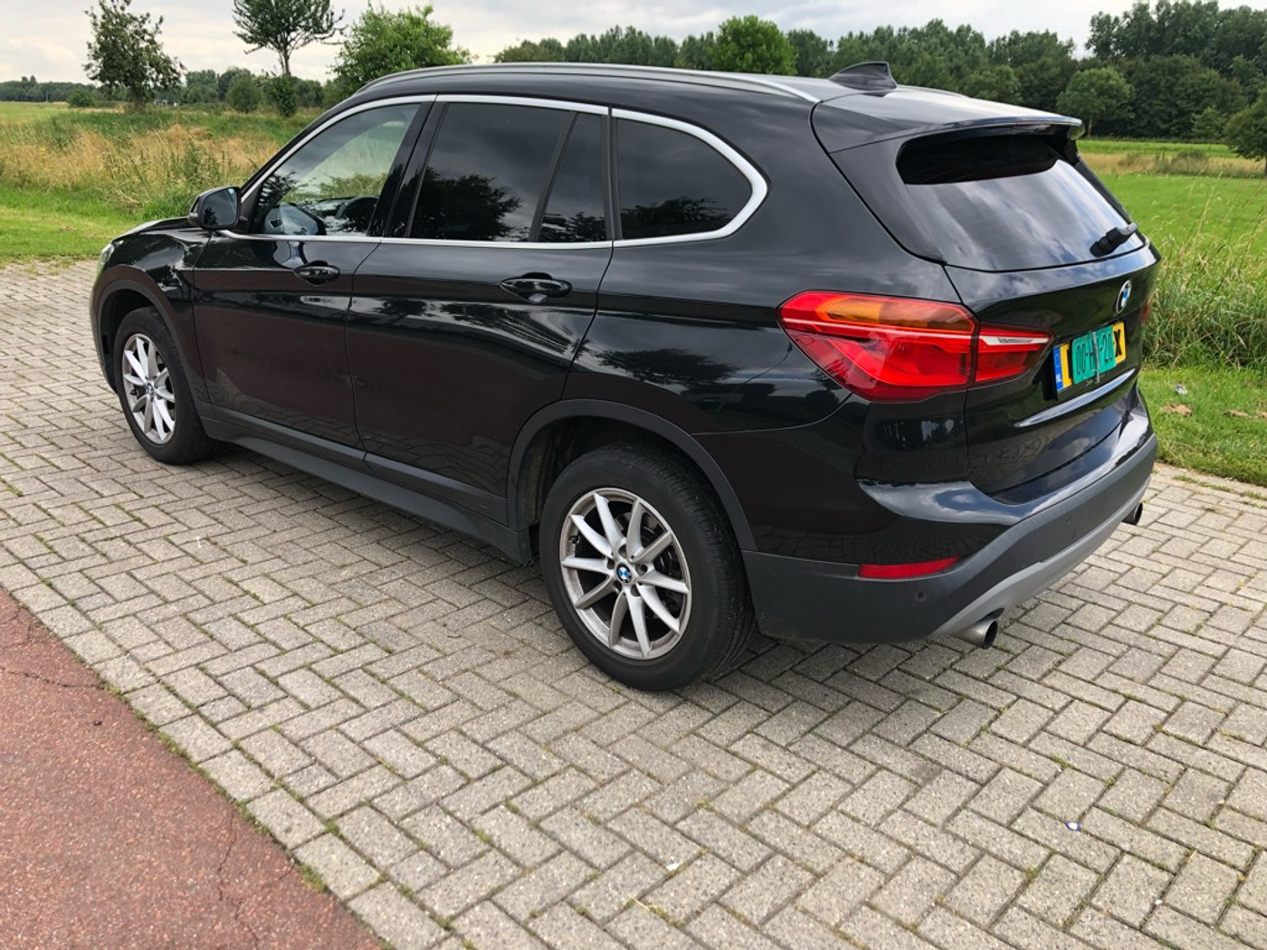 Foto van BMW X1 Sdrive20i