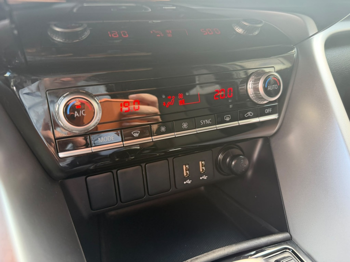 Foto van Mitsubishi Mitsubishi Eclipse Cross