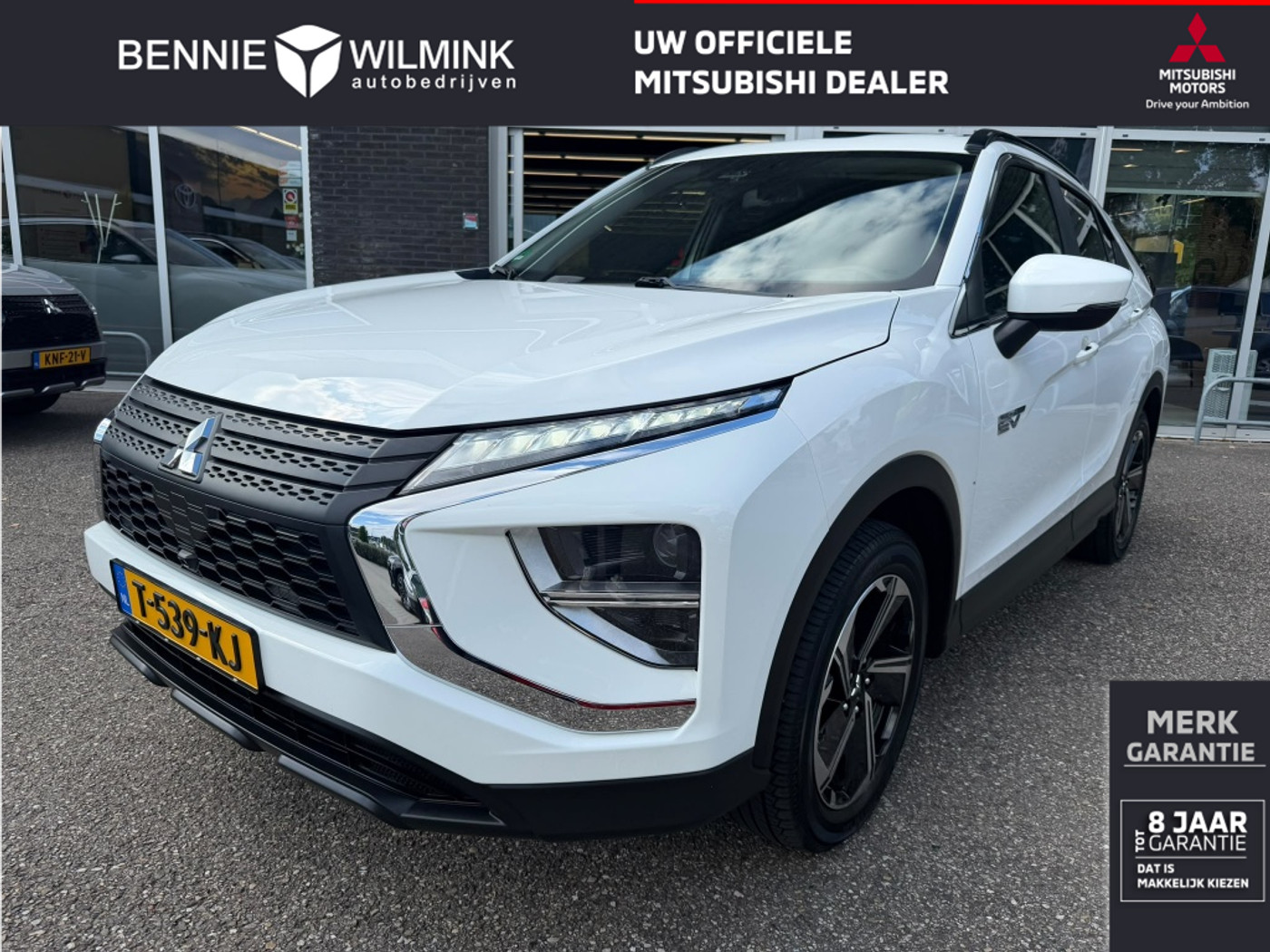 Mitsubishi Mitsubishi Eclipse Cross 2.4 PHEV Intense | Trekhaak | Navigatie op Android&Apple 2022 - voorkant