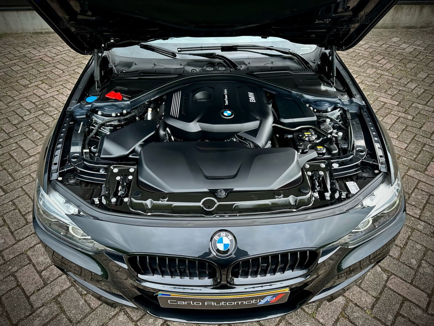 Foto van BMW 320i