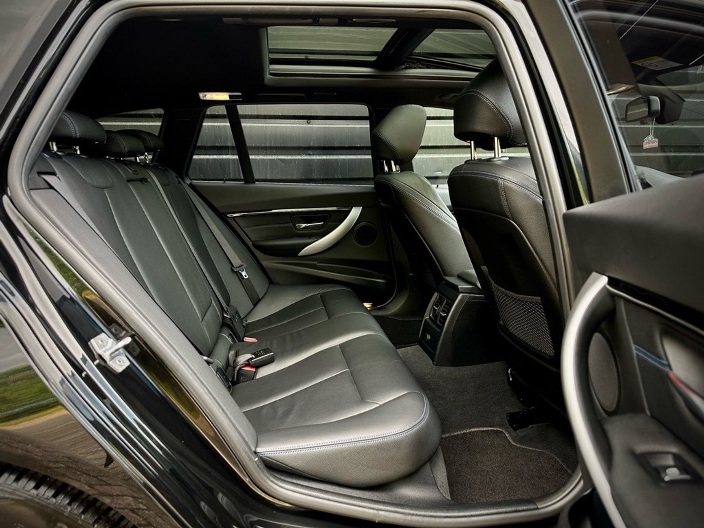 Foto van BMW 320i