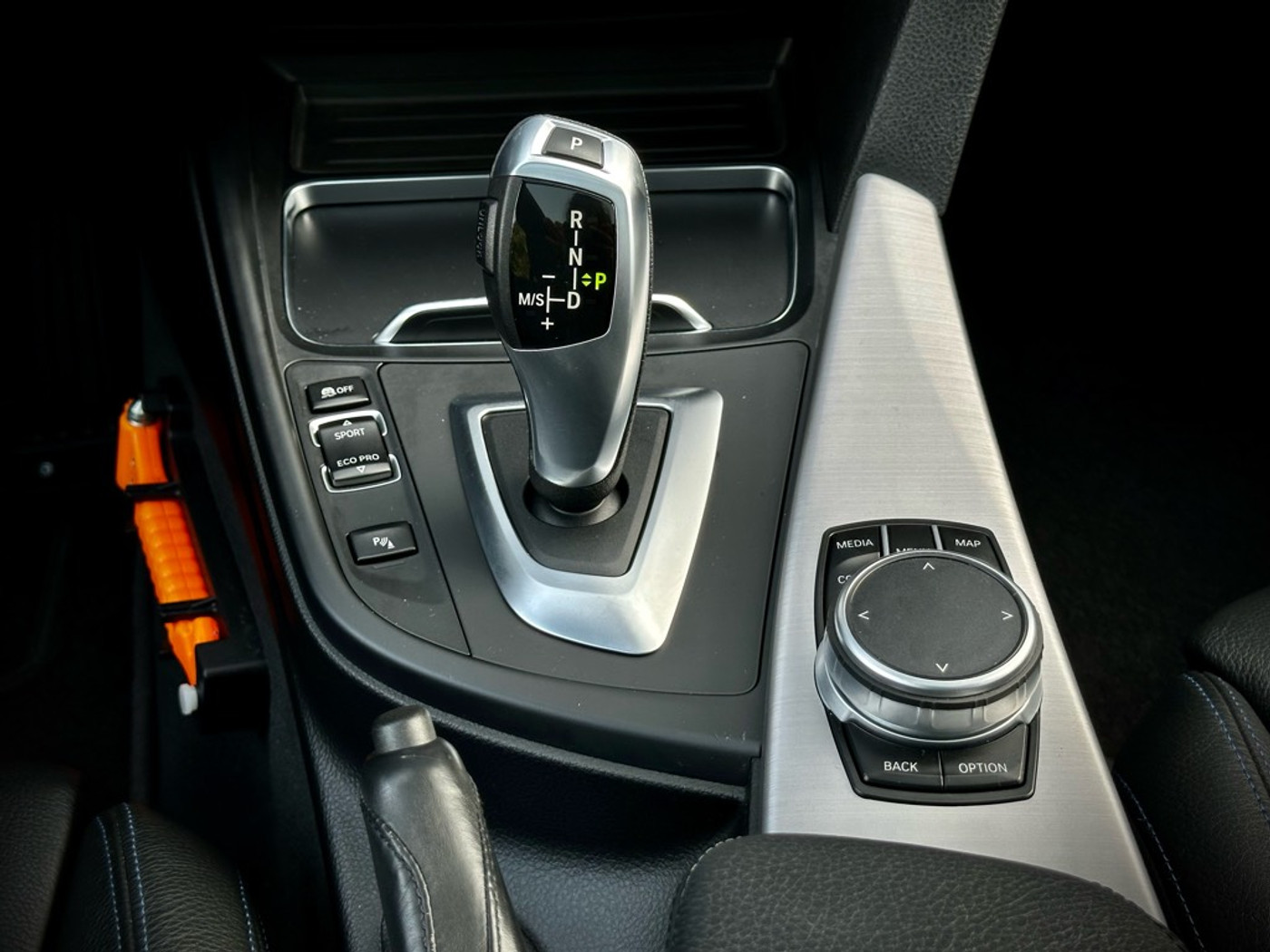 Foto van BMW 320i
