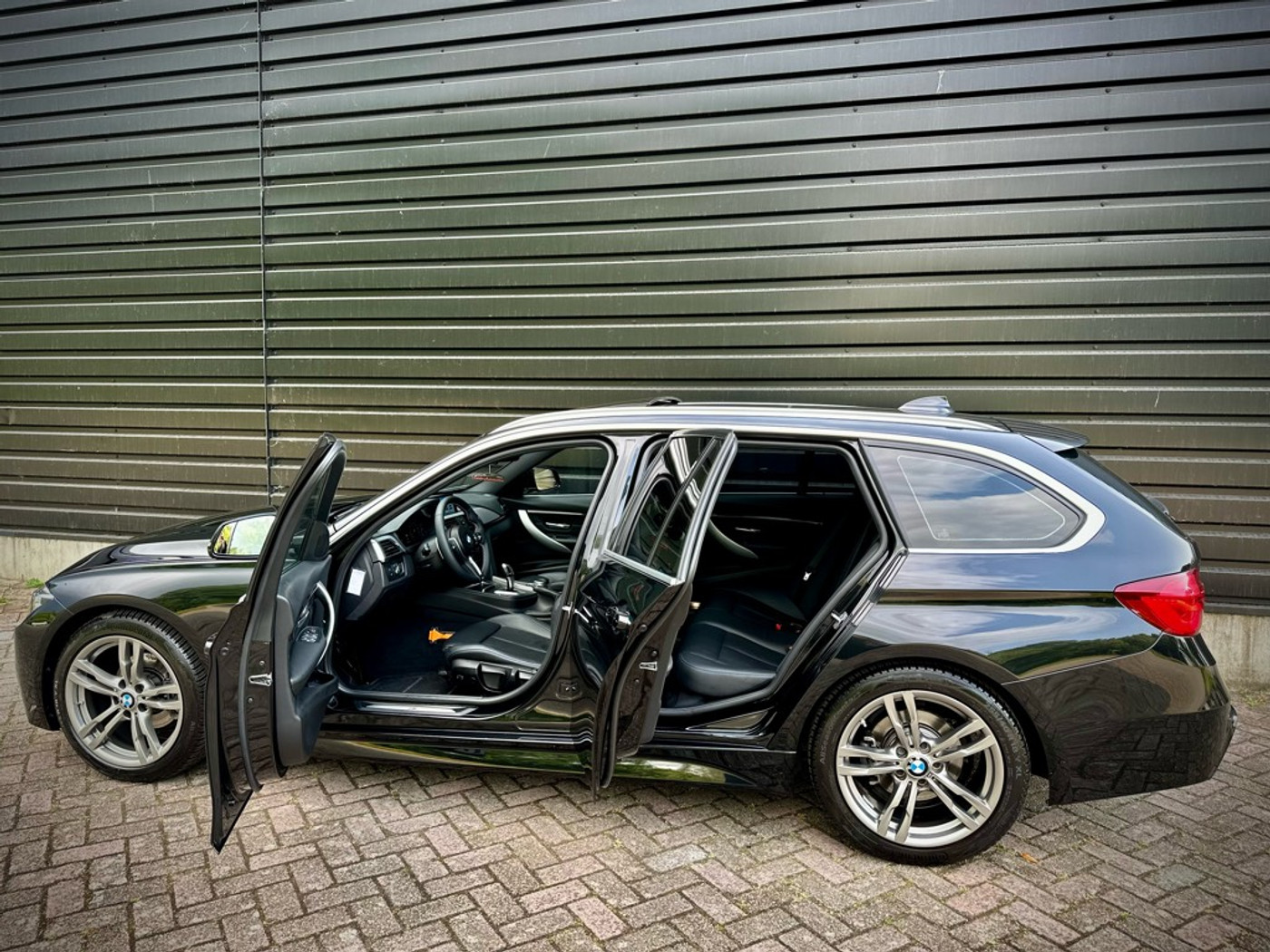 Foto van BMW 320i