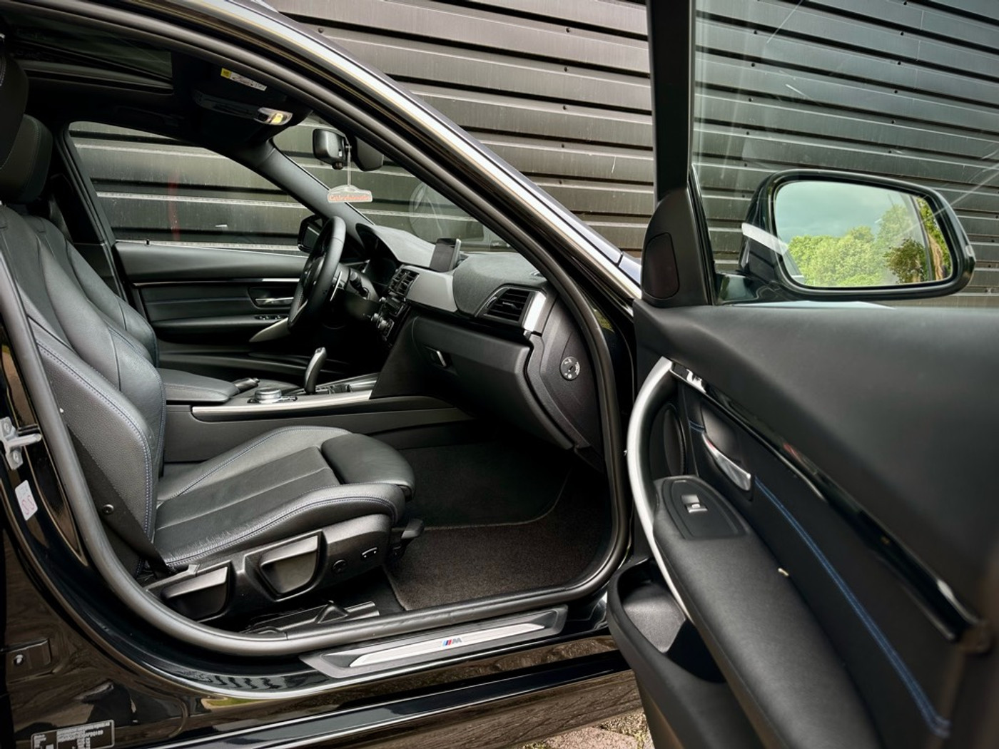 Foto van BMW 320i