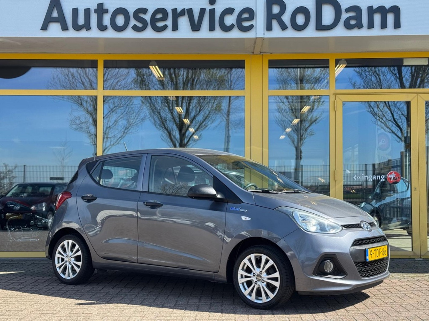 Hyundai I10 1.0i i-Drive 2014 - voorkant