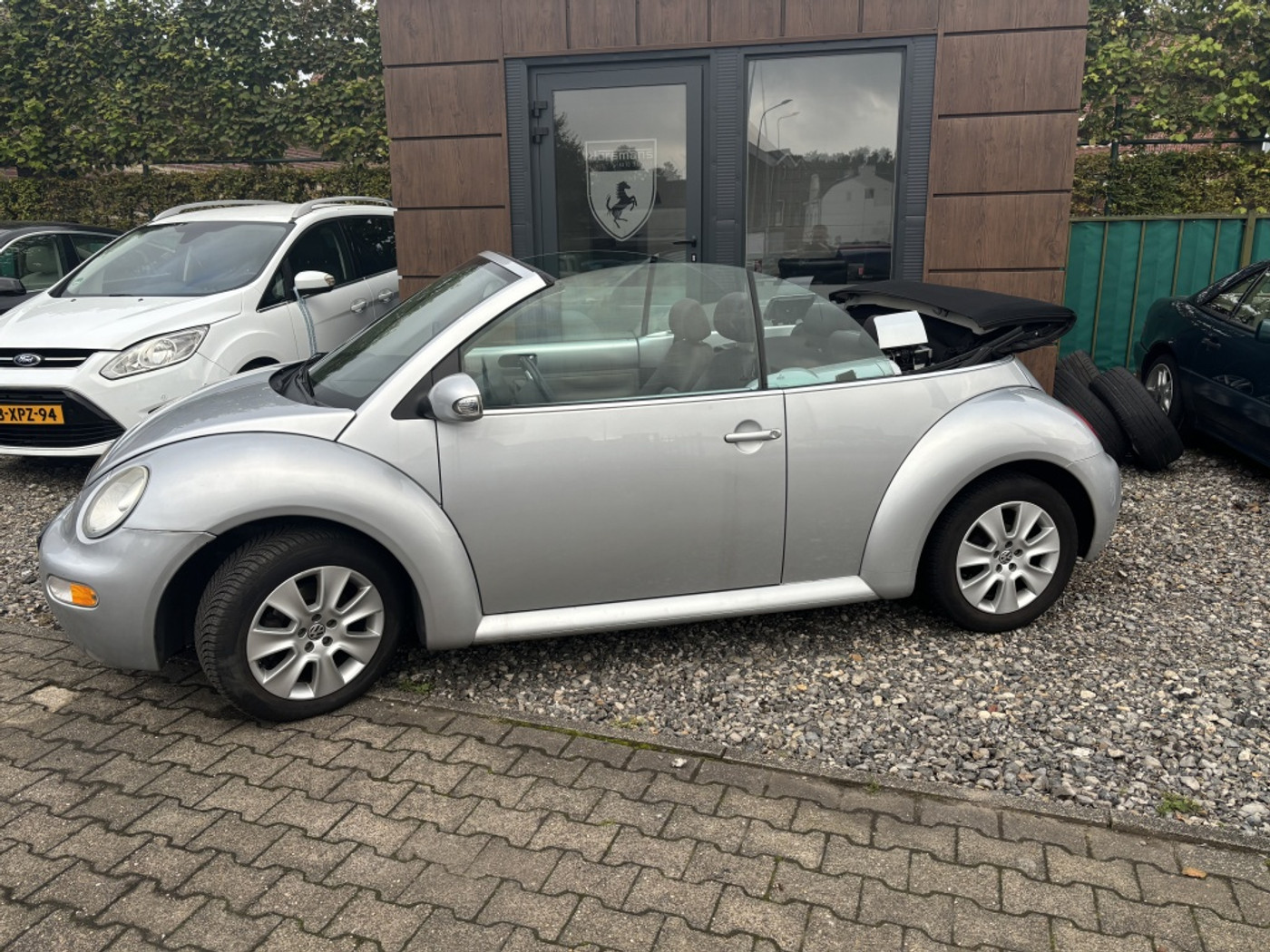 Foto van Volkswagen New Beetle Cabriolet