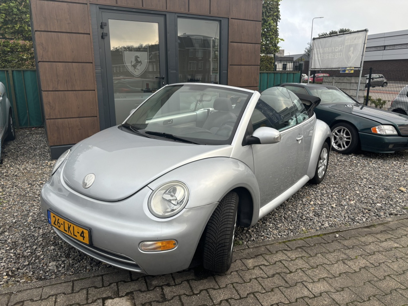 Volkswagen New Beetle Cabriolet verkocht 2004 - voorkant