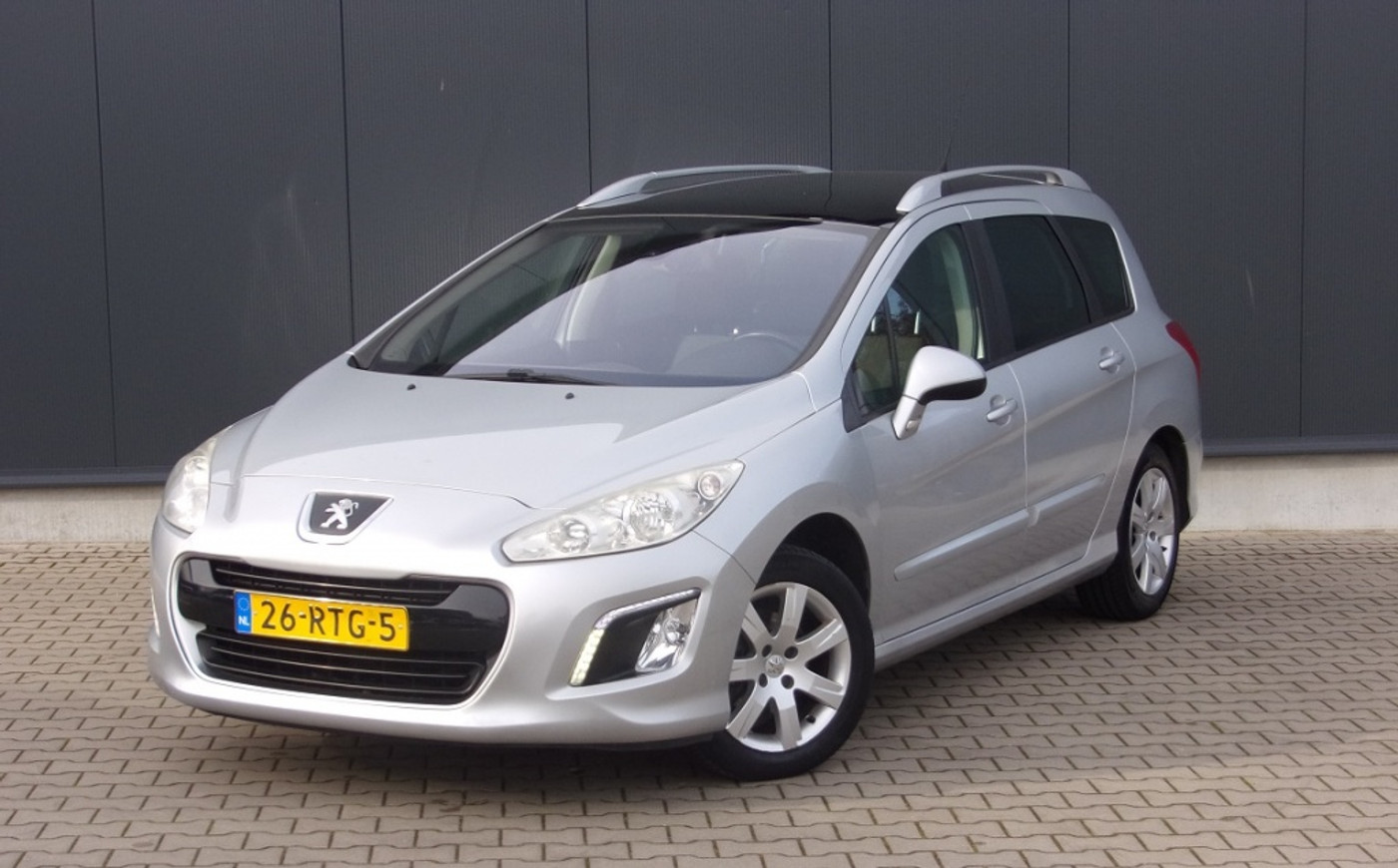 Peugeot 308 1.6 VTi Active 2011 - voorkant