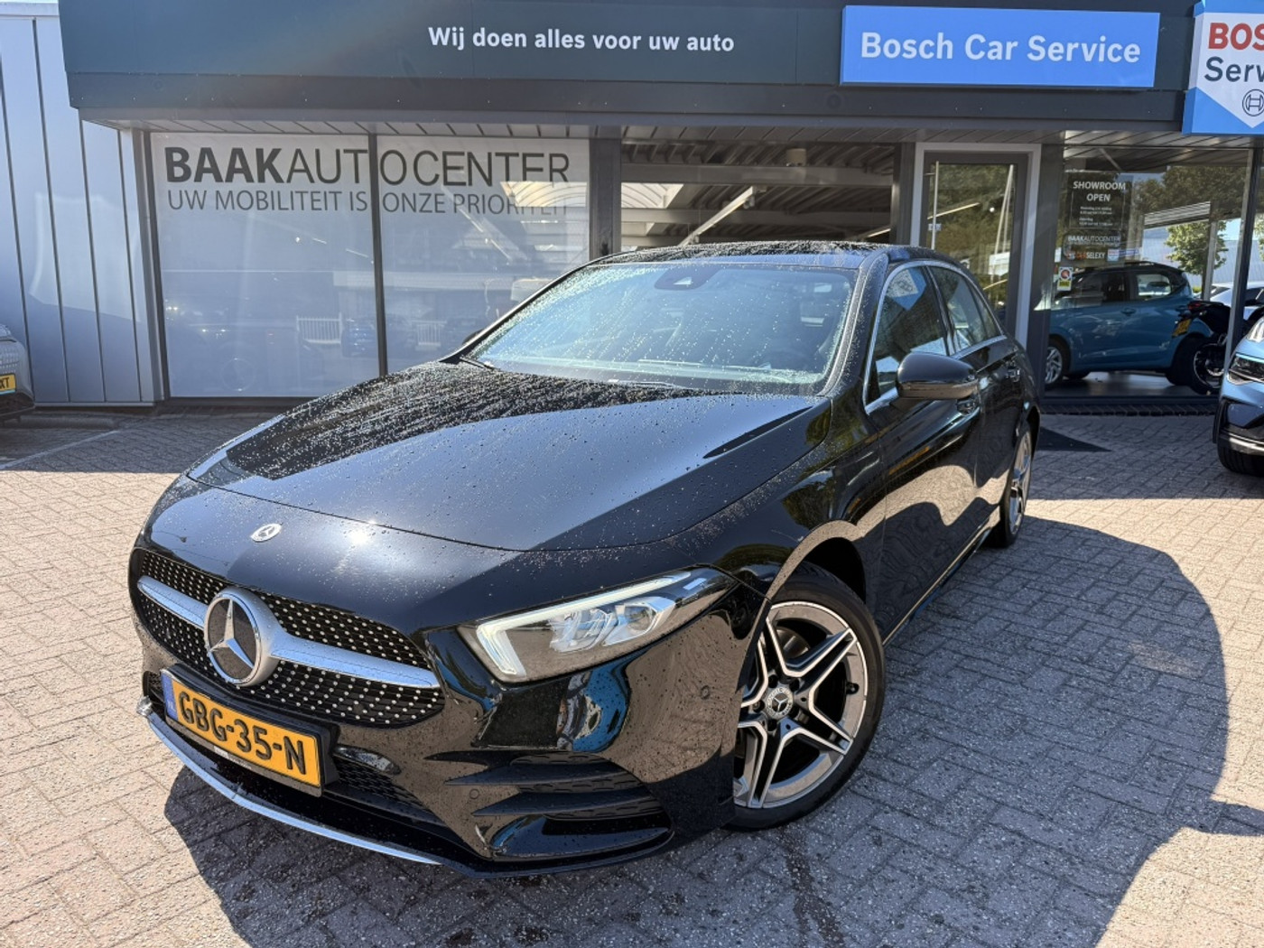 Mercedes-Benz A 250 E 250 e AMG Line | Panoramadak | Camera 2023 - voorkant