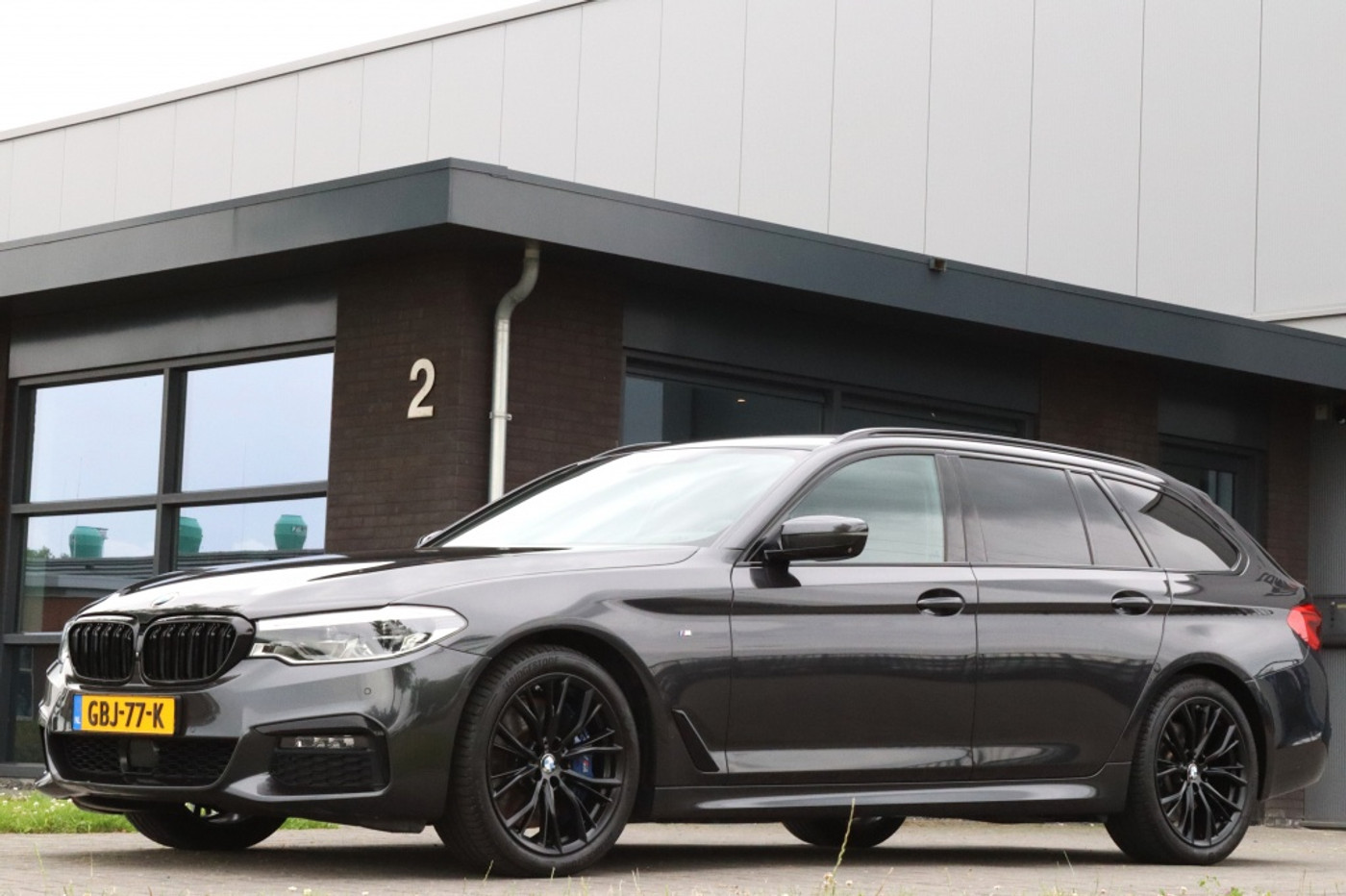 BMW 540i xDrive 540i xDrive M Sport 19inch Trekhaak 360° Harman-Kardon 2019 - voorkant