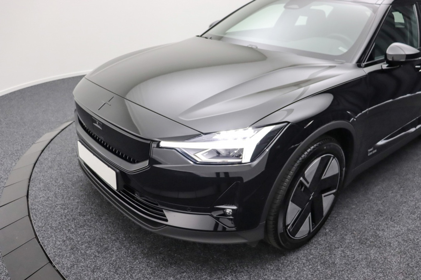 Foto van Polestar Polestar 2