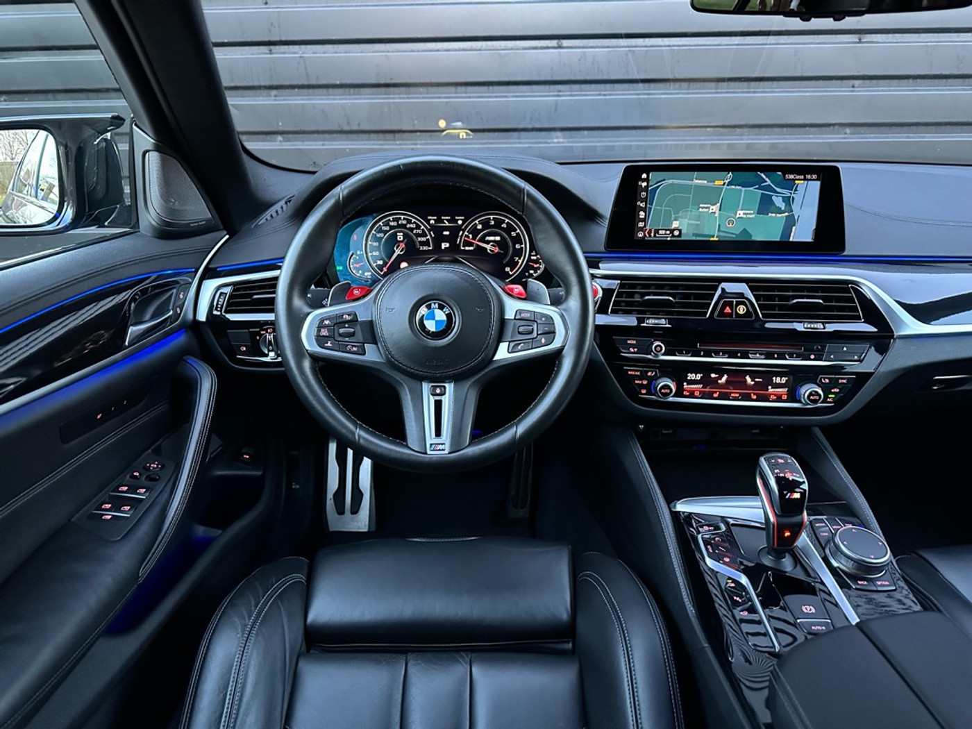 Foto van BMW M5