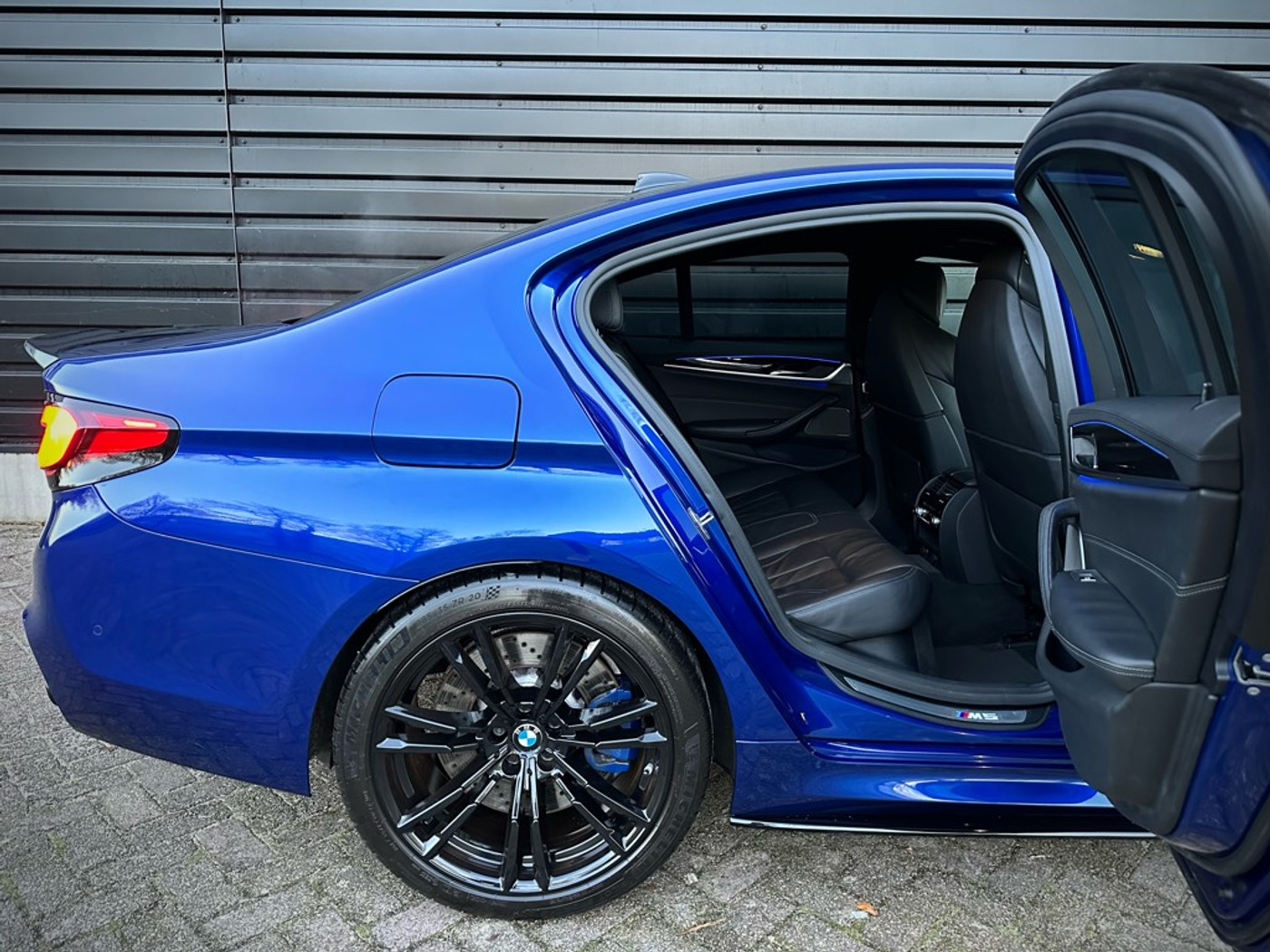 Foto van BMW M5