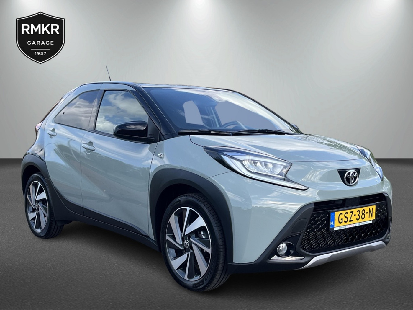 Toyota Toyota Aygo X 1.0 VVT-i S-CVT Envy 2024 - voorkant